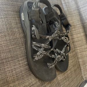 Chaco Size 8 women’s